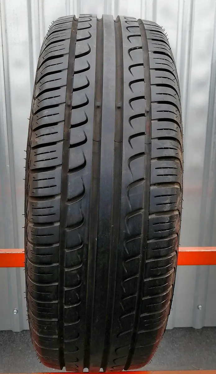 Б/у шина 145/65 R15 Pirelli P 6