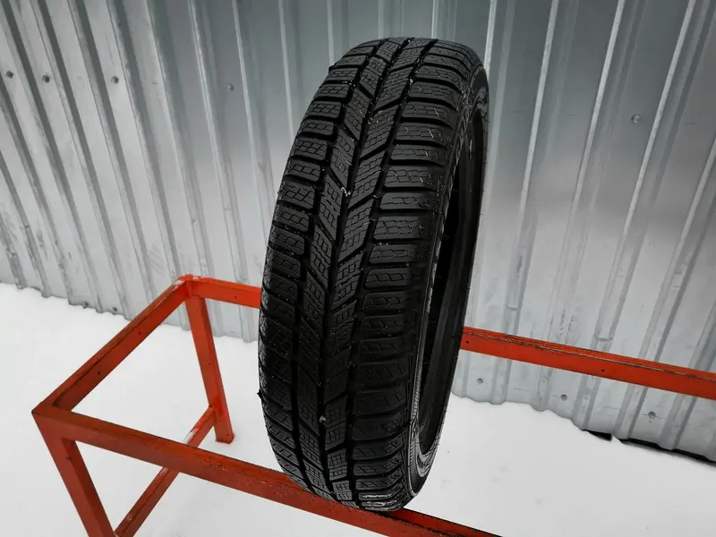 Б/у шина 155/60 R15 Semperit Master-Grip