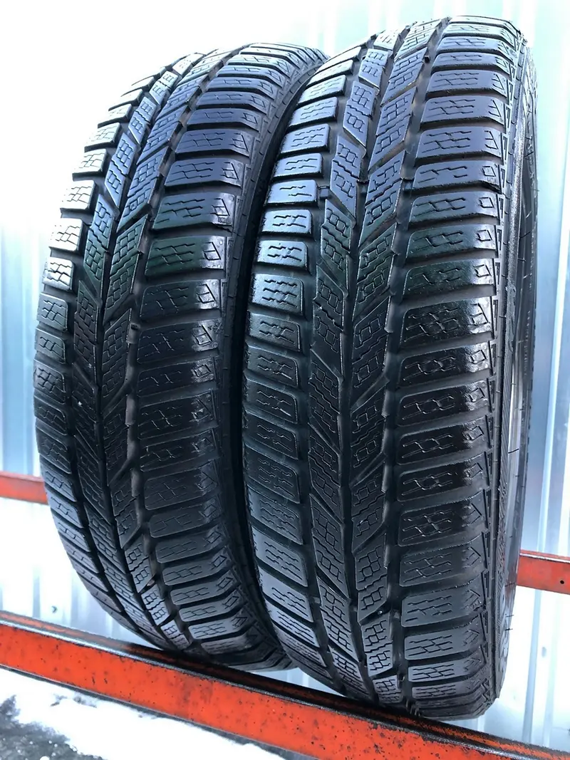 Пара б/у шин 155/65 R15 Semperit Master-Grip