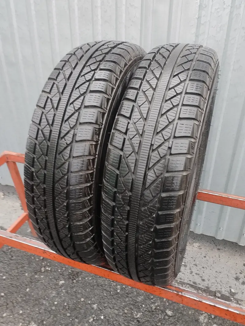 Пара б/у шин 155/80 R13 Yokohama Winter T F601