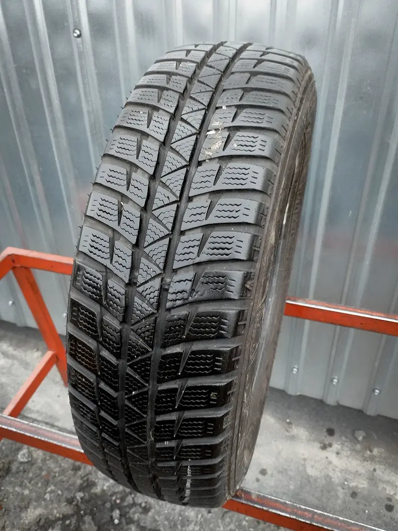 Б/у шина 165/65 R14 Falken Eurowinter HS-449, фото 1