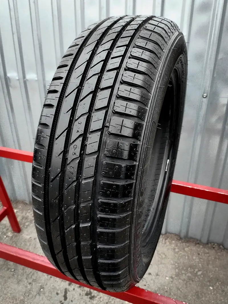 Новая шина 165/65 R14 Ikon Tyres Character Eco