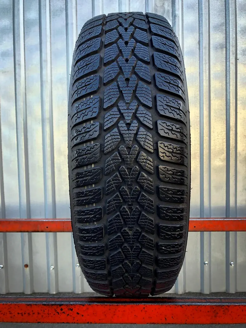 Б/у шина 165/70 R14 Dunlop SP Winter Response 2, фото 1