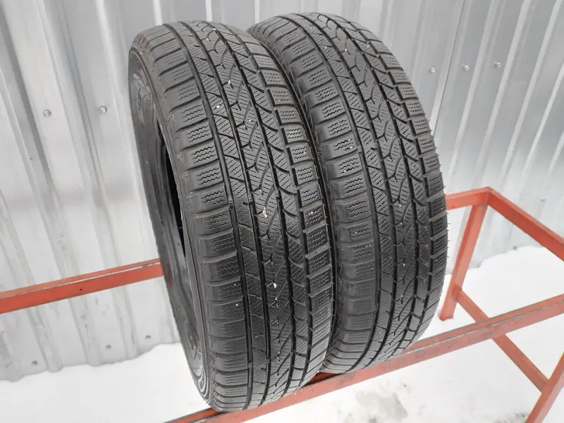 Пара б/у шин 165/70 R14 Falken Eurowinter HS-439