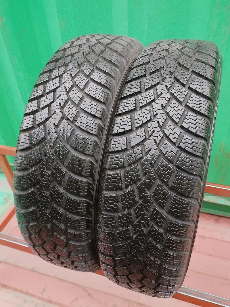 Пара б/у шин 165/70 R14 Nokian W+