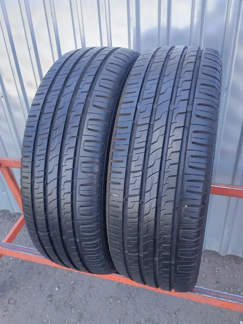 Пара б/у шин 175/55 R15 Barum Bravuris 3HM
