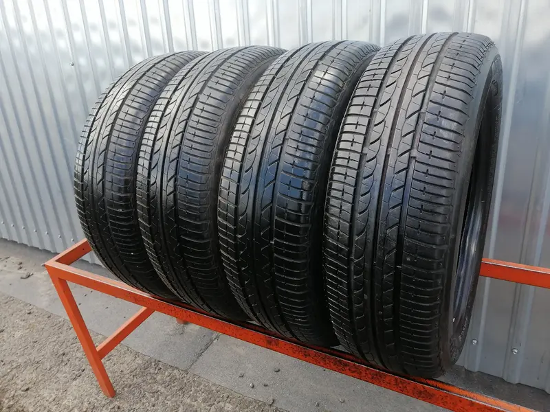 Комплект б/у шин 175/60 R15 Bridgestone B 250