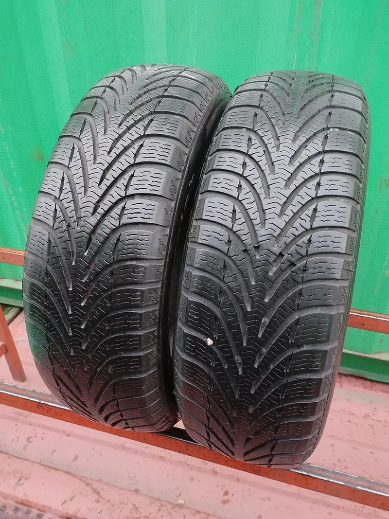 Пара б/у шин 175/65 R14 BFGoodrich G-Force Winter