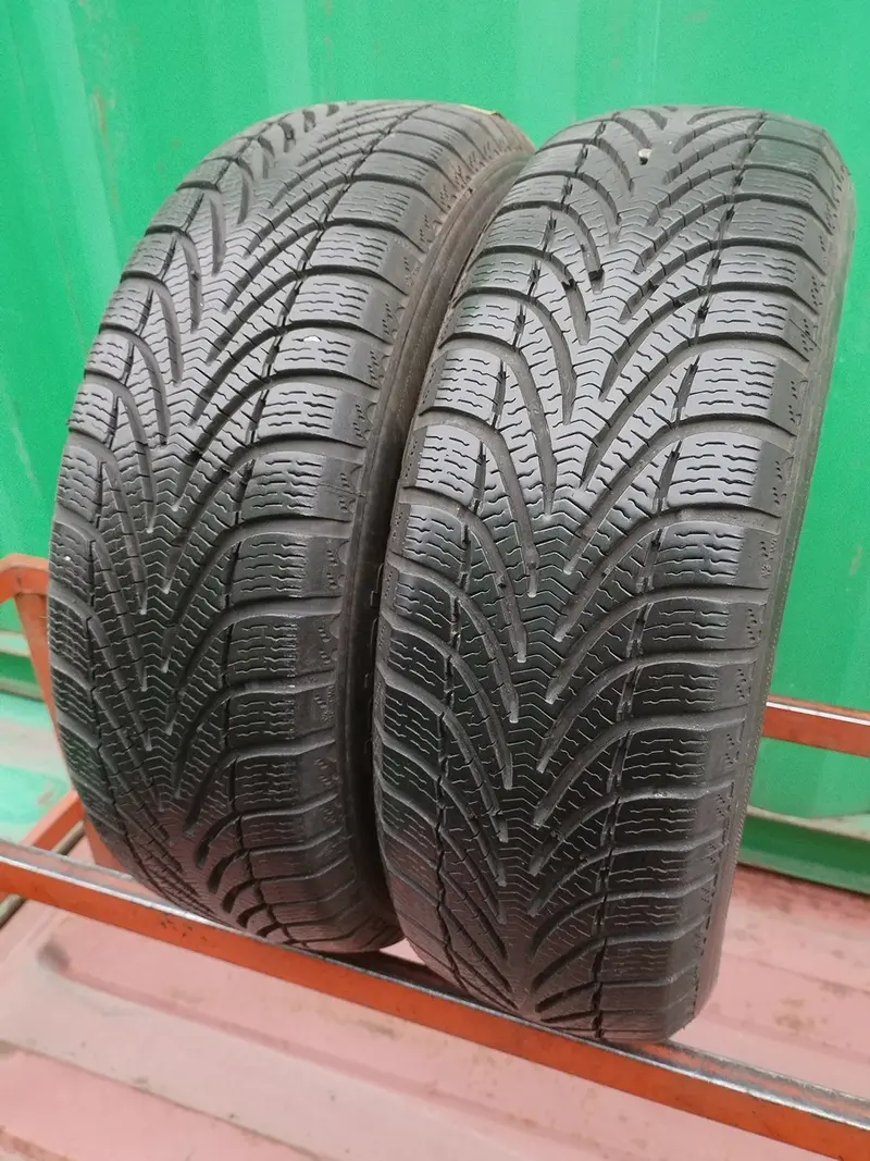 Пара б/у шин 175/65 R14 BFGoodrich G-Force Winter