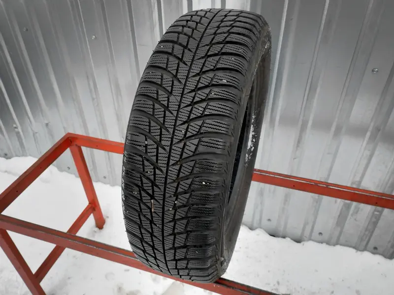 Б/у шина 175/65 R14 Bridgestone Blizzak LM-001