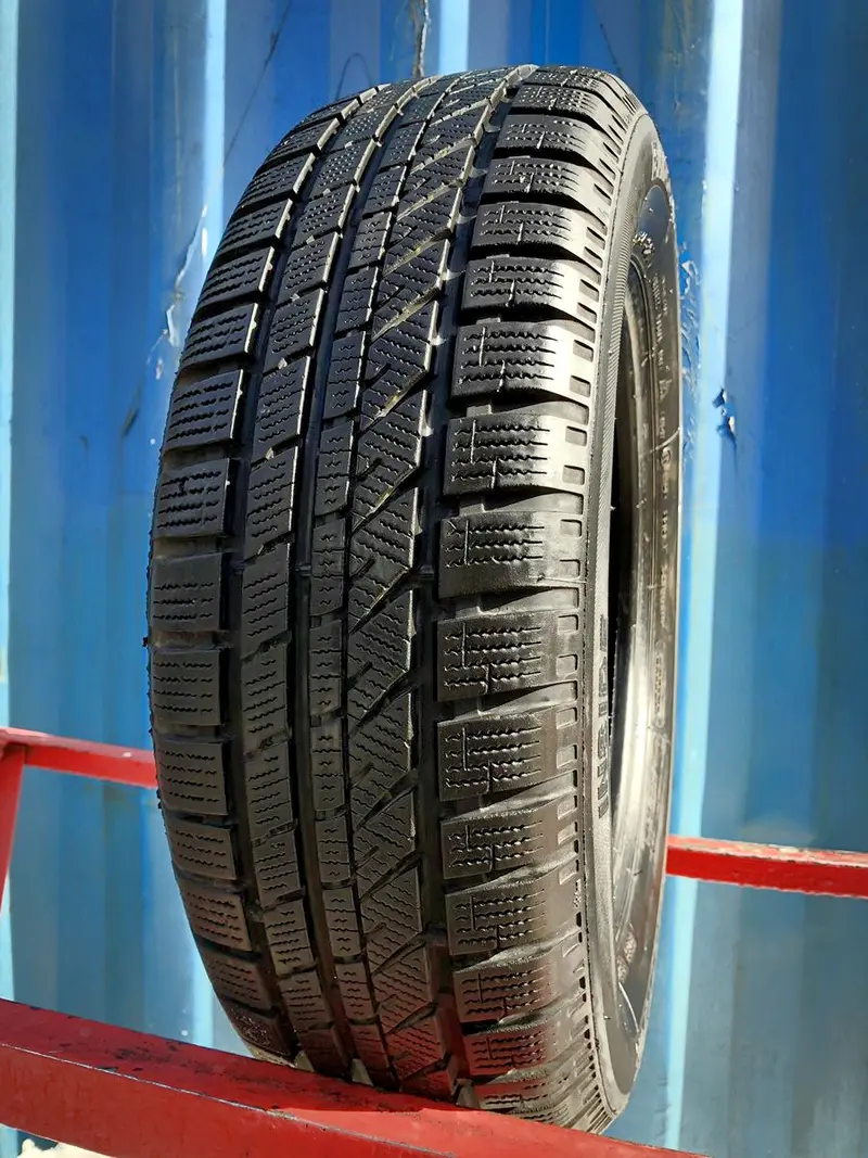 Б/у шина 175/65 R14 Bridgestone Blizzak LM30, фото 1