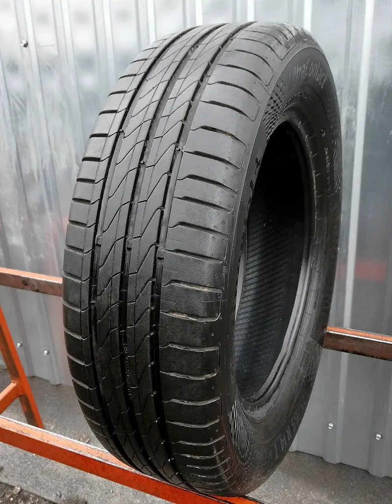 Б/у шина 175/65 R14 Continental UltraContact