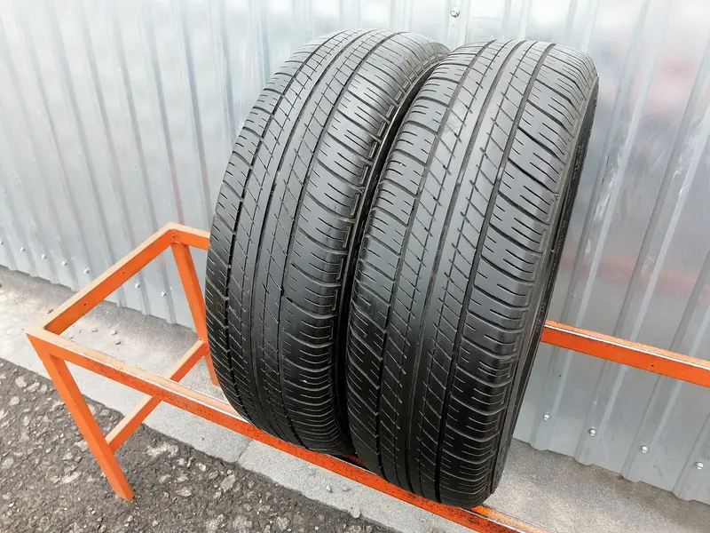Пара б/у шин 175/65 R14 Dunlop SP 10