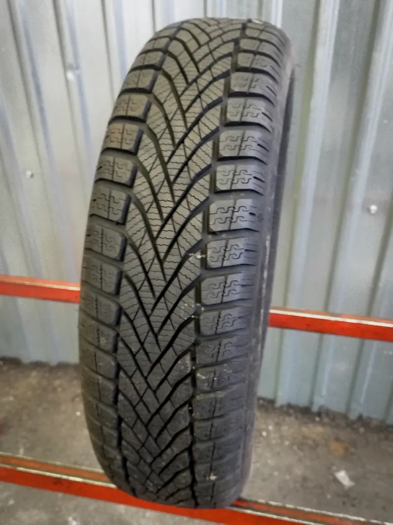 Б/у шина 175/65 R14 Falken Eurowinter HS02 Pro