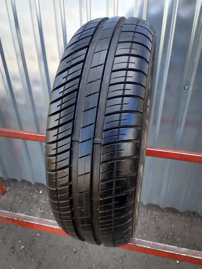 Б/у шина 175/65 R14 Goodyear EfficientGrip Compact