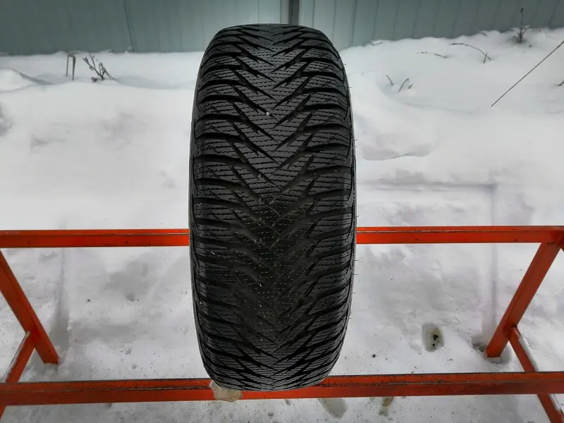 Б/у шина 175/65 R14 Goodyear Ultra Grip 8