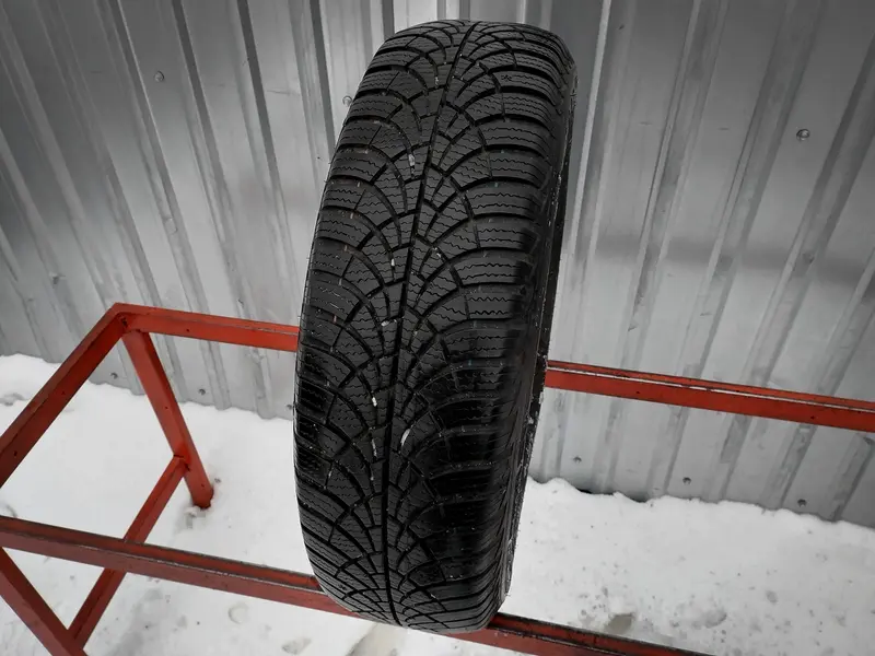 Б/у шина 175/65 R14 Goodyear Ultra Grip 9