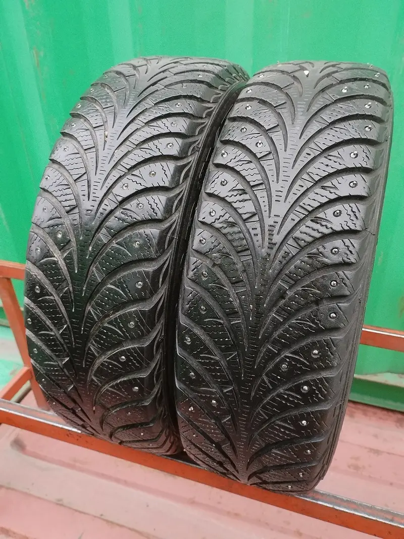 Пара б/у шин 175/65 R14 Goodyear Ultra Grip Extreme