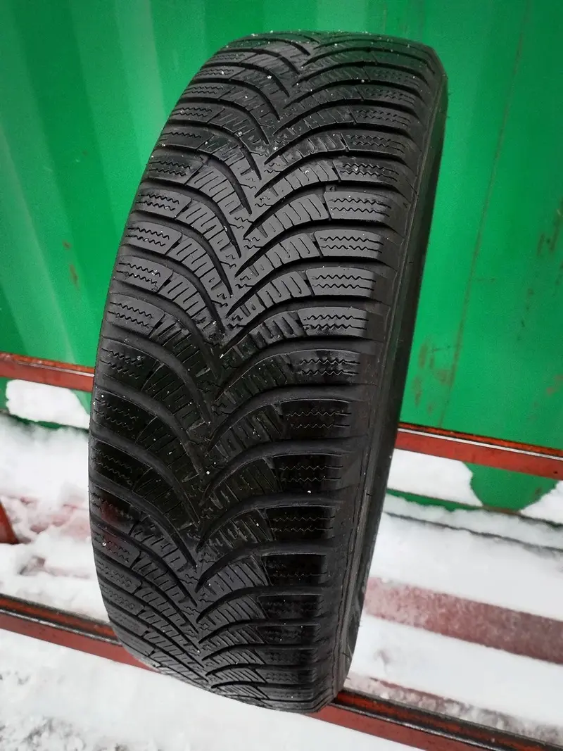 Б/у шина 175/65 R14 Hankook Winter I*cept RS2 W452