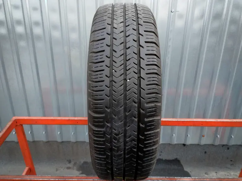 Б/у шина 175/65 R14 Michelin Agilis 51