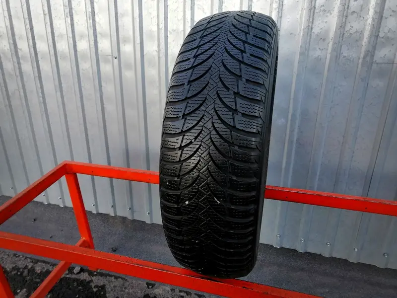 Б/у шина 175/65 R14 Nexen Winguard Snow G WH2