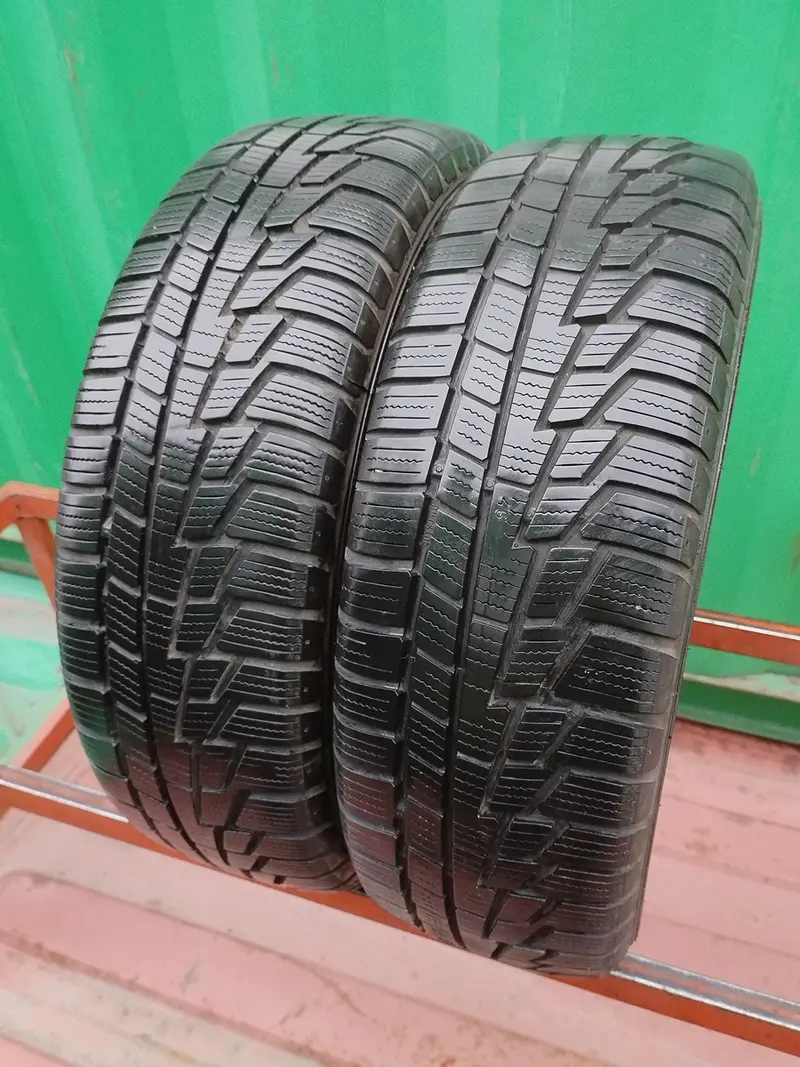 Пара б/у шин 175/65 R14 Nokian All Weather+