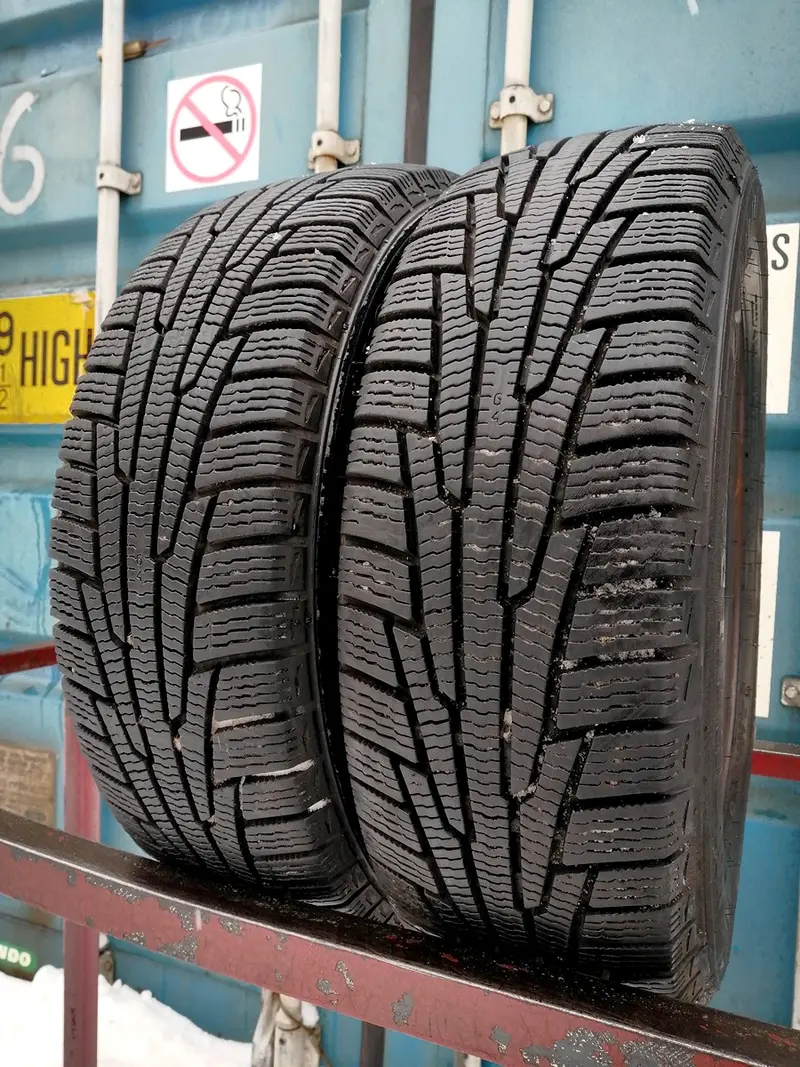 Пара б/у шин 175/65 R14 Nokian Nordman RS2