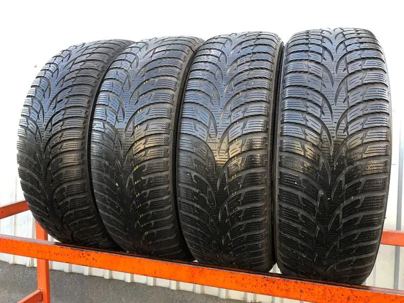 Комплект б/у шин 175/65 R14 Nokian WR D3