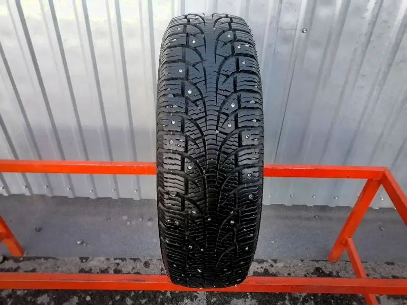 Б/у шина 175/65 R14 Pirelli Winter Carving