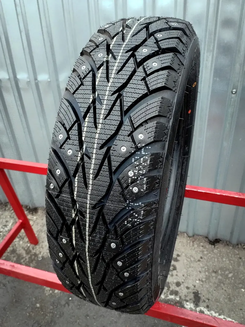 Новая шина 175/65 R14 Royal Black Royal Stud