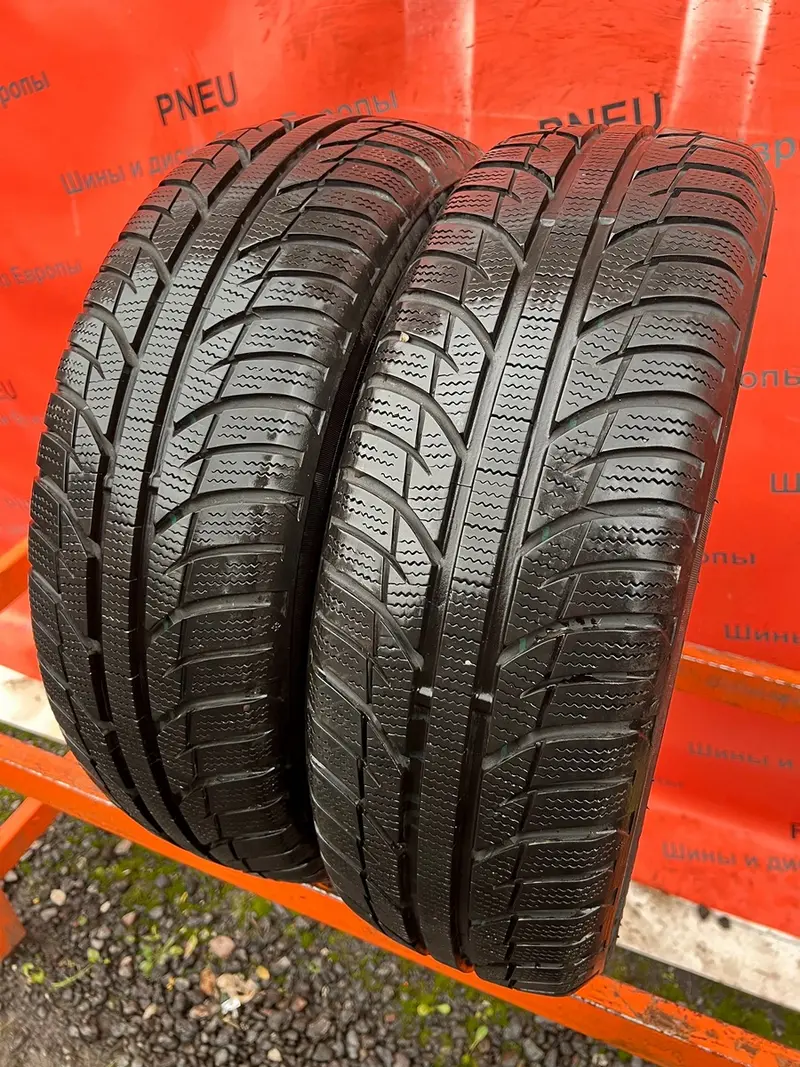 Пара б/у шин 175/65 R14 Toyo Snowprox S943