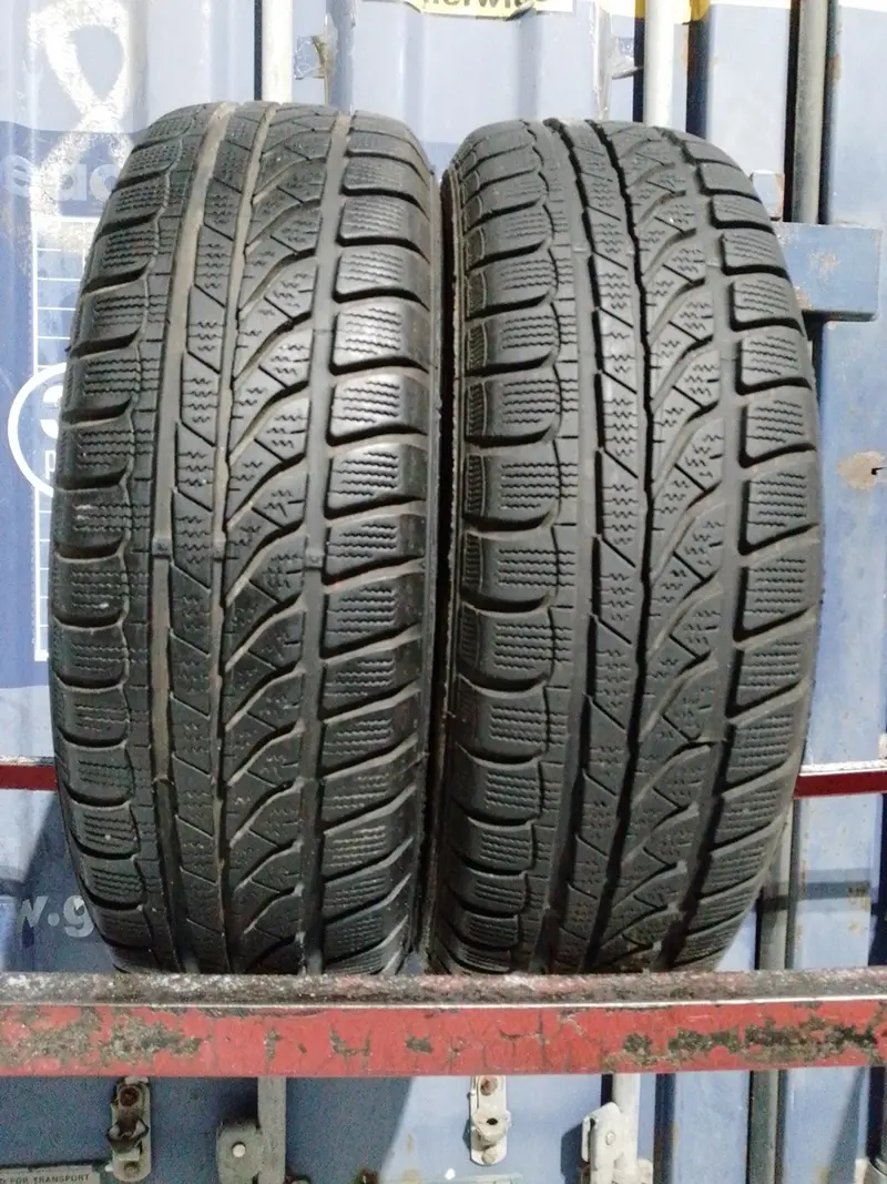Пара б/у шин 175/65 R15 Dunlop SP Winter Response, фото 1