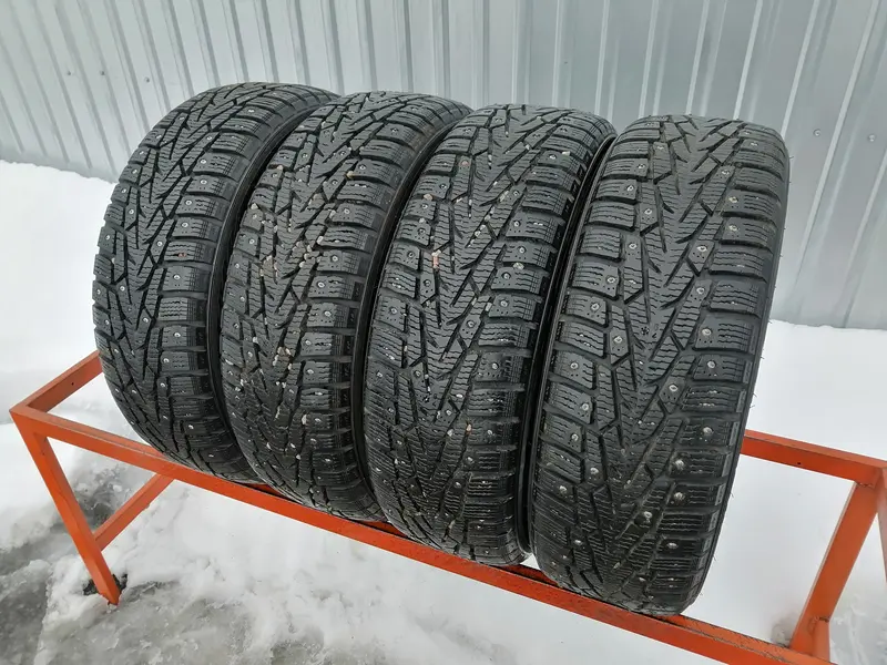 Комплект б/у шин 175/65 R15 Nokian Hakkapeliitta 7