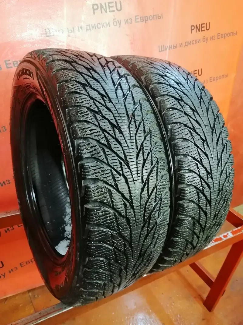 Пара б/у шин 175/65 R15 Nokian Hakkapeliitta R2