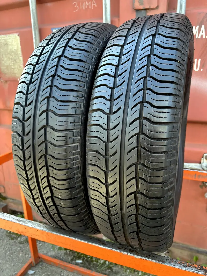 Пара б/у шин 175/65 R15 Pirelli P 3000