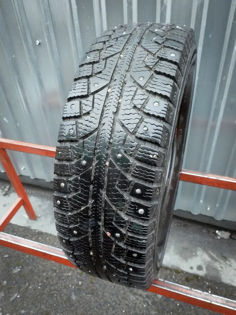 Б/у шина 175/70 R13 Aeolus Ice Challenger
