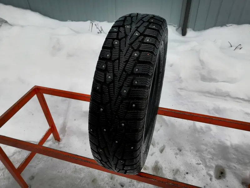 Б/у шина 175/70 R13 Cordiant Snow Cross