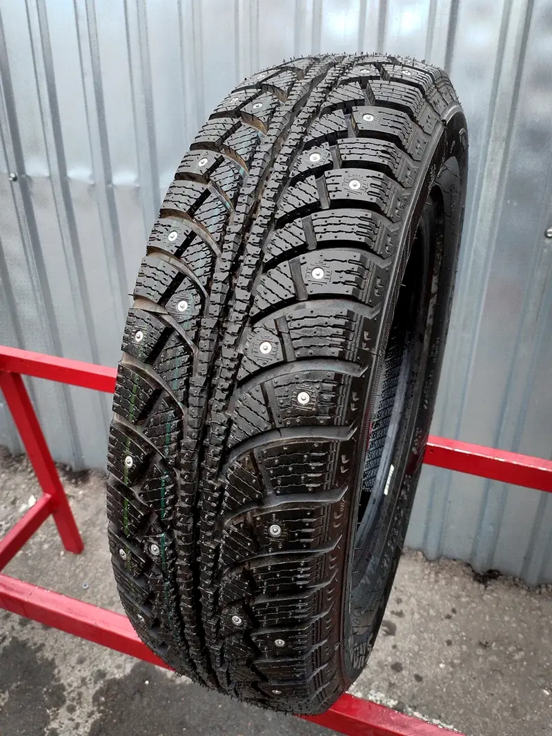 Новая шина 175/70 R13 Satoya Snow Grip