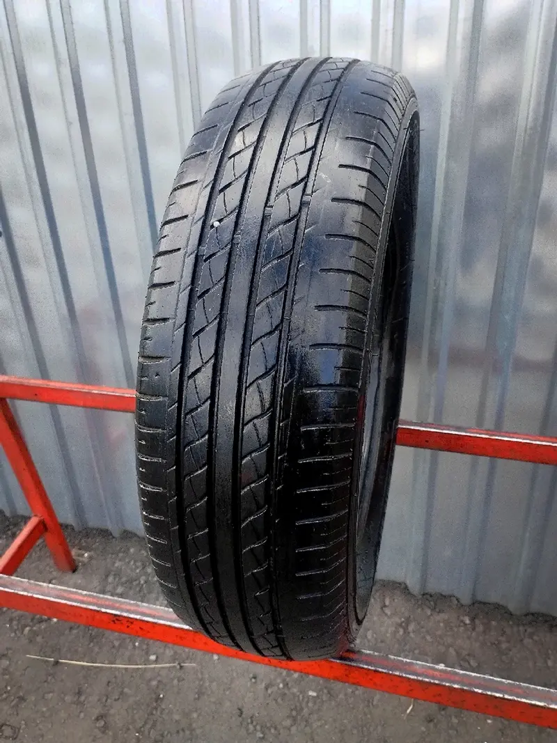 Б/у шина 175/70 R14 GT Radial Champiro VP1