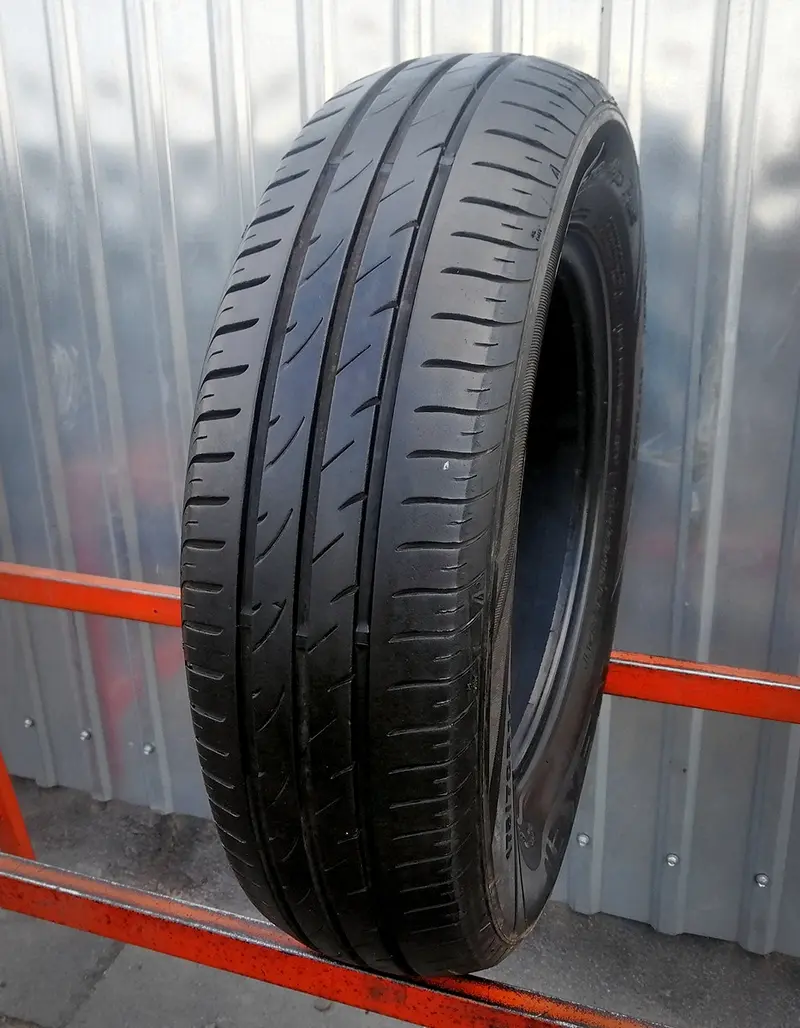 Б/у шина 175/70 R14 Nexen nBlue HD Plus, фото 1