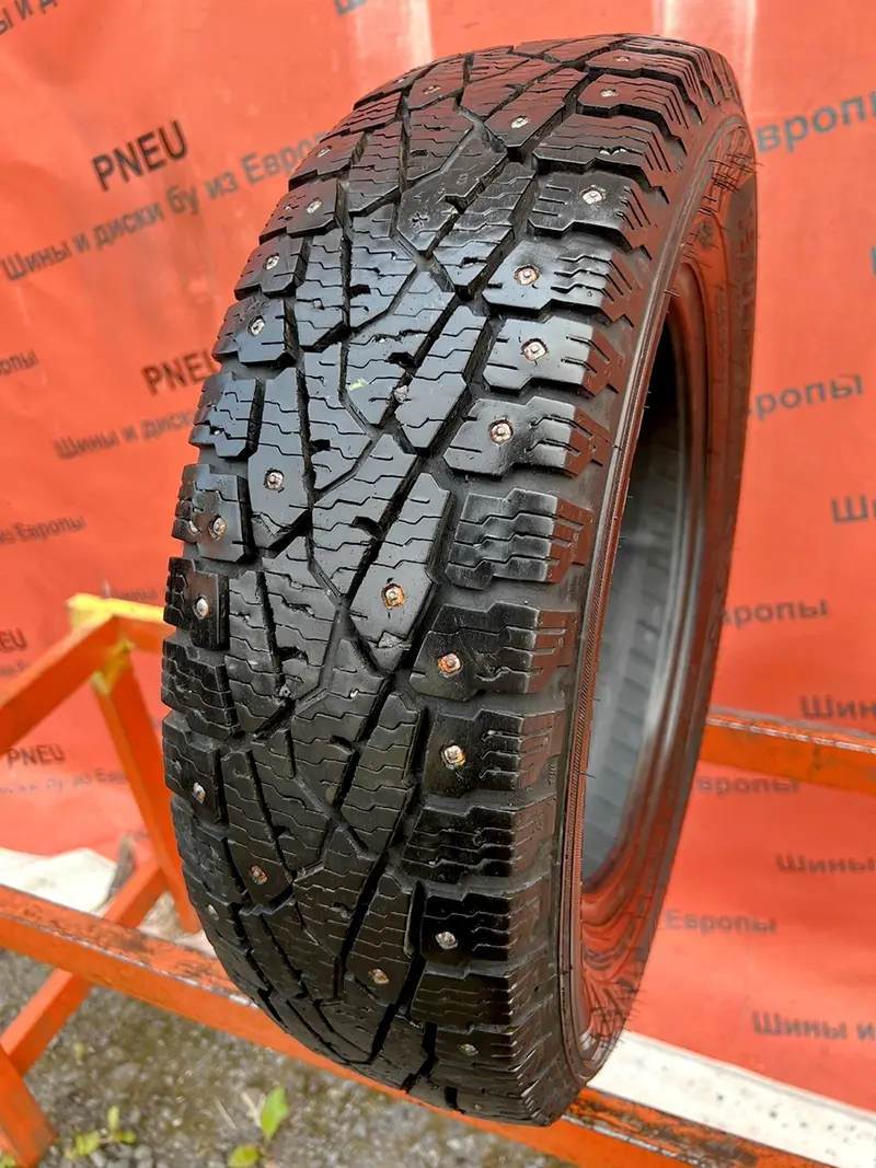 Б/у шина 175/70 R14C Nokian Hakkapeliitta C3