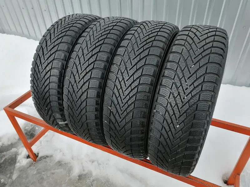 Комплект б/у шин 175/70 R14 Pirelli Winter Cinturato
