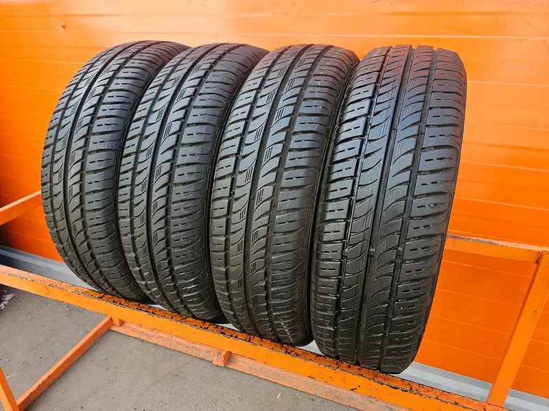 Комплект б/у шин 175/70 R14 Semperit Comfort Life 2