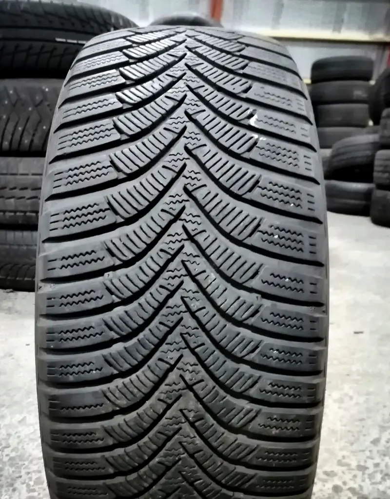 Б/у шина 185/50 R16 Hankook Winter I*cept RS2 W452