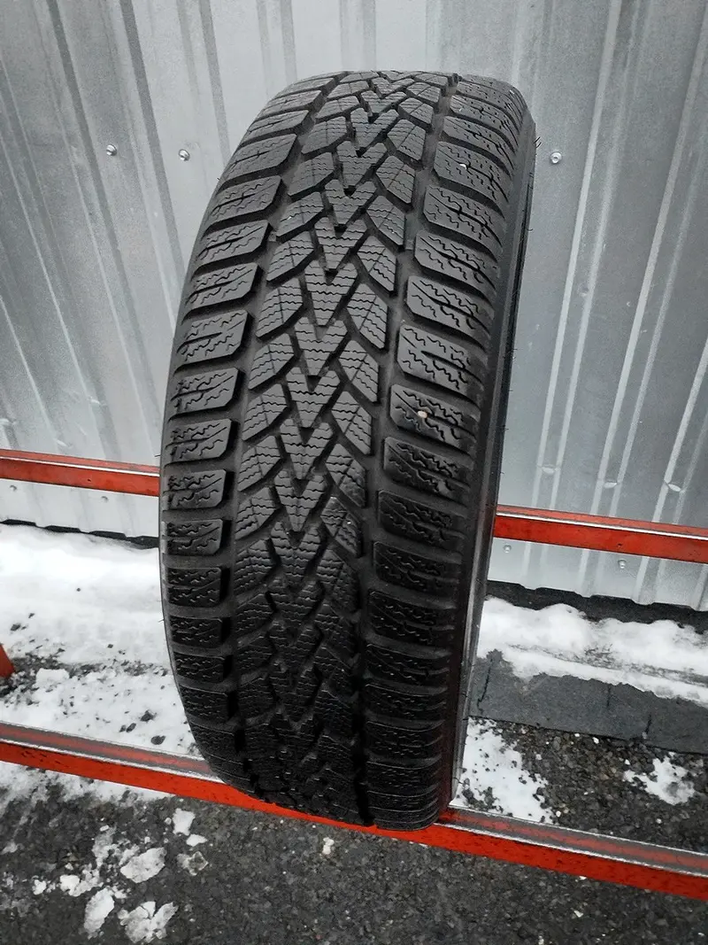 Б/у шина 185/55 R15 Dunlop SP Winter Response 2