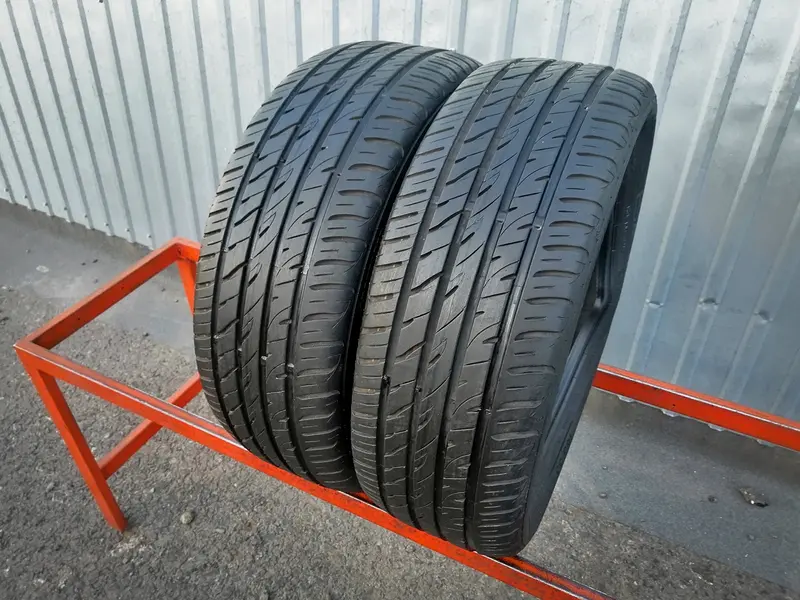 Пара б/у шин 185/55 R15 ESA-Tecar Spirit PRO