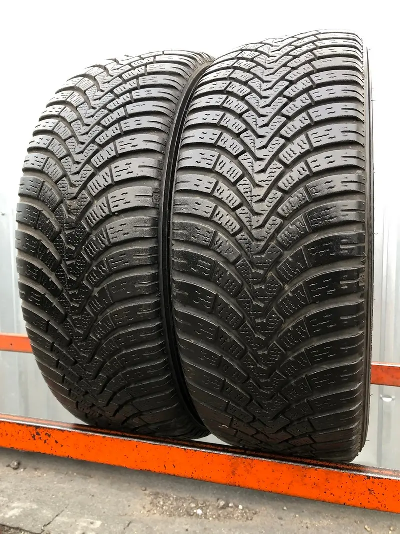 Пара б/у шин 185/55 R15 Falken Eurowinter HS01