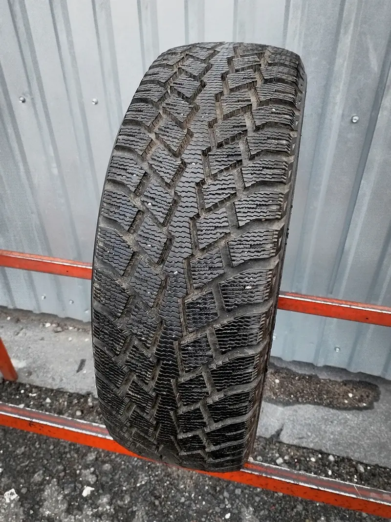 Б/у шина 185/55 R15 Nokian Hakkapeliitta Q
