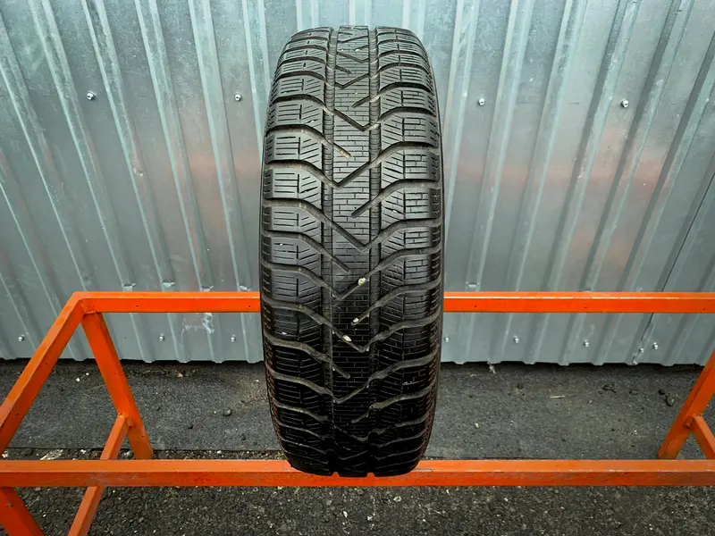 Б/у шина 185/55 R15 Pirelli Winter 190 Snowcontrol 3