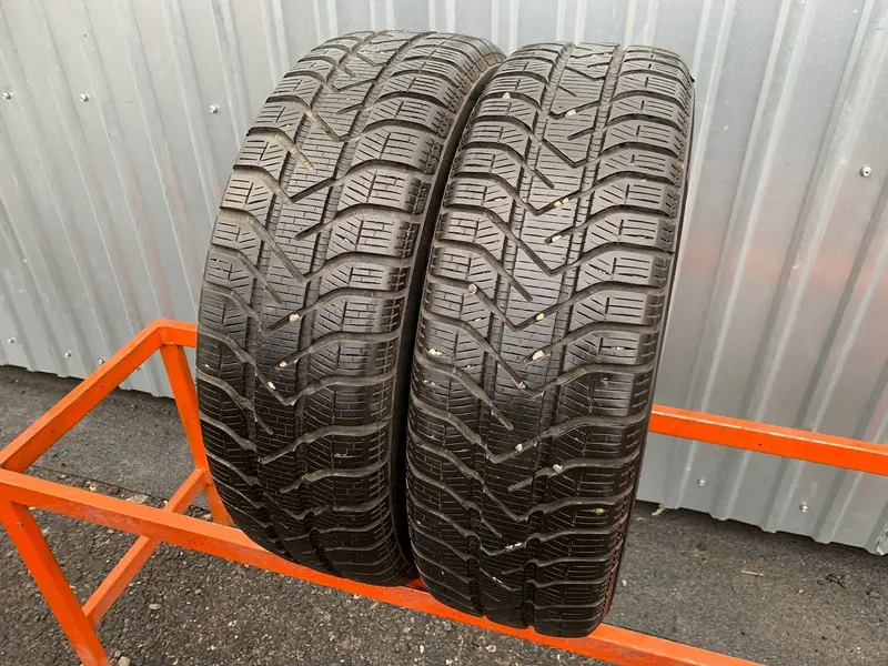 Пара б/у шин 185/55 R15 Pirelli Winter 190 Snowcontrol 3